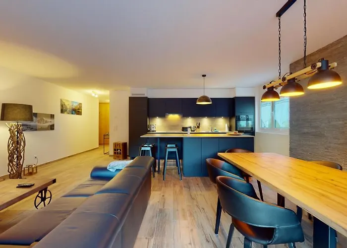 Spacious Apartment - Beautiful Terrace With View