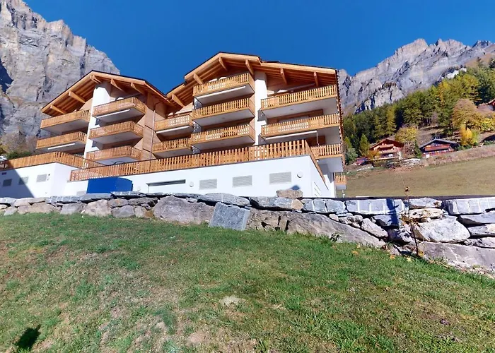 Spacious Apartment - Beautiful Terrace With View