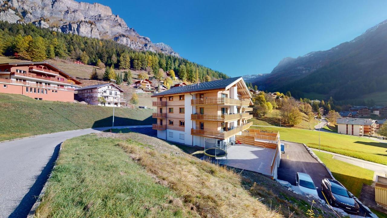 Spacious - Beautiful Terrace With View *