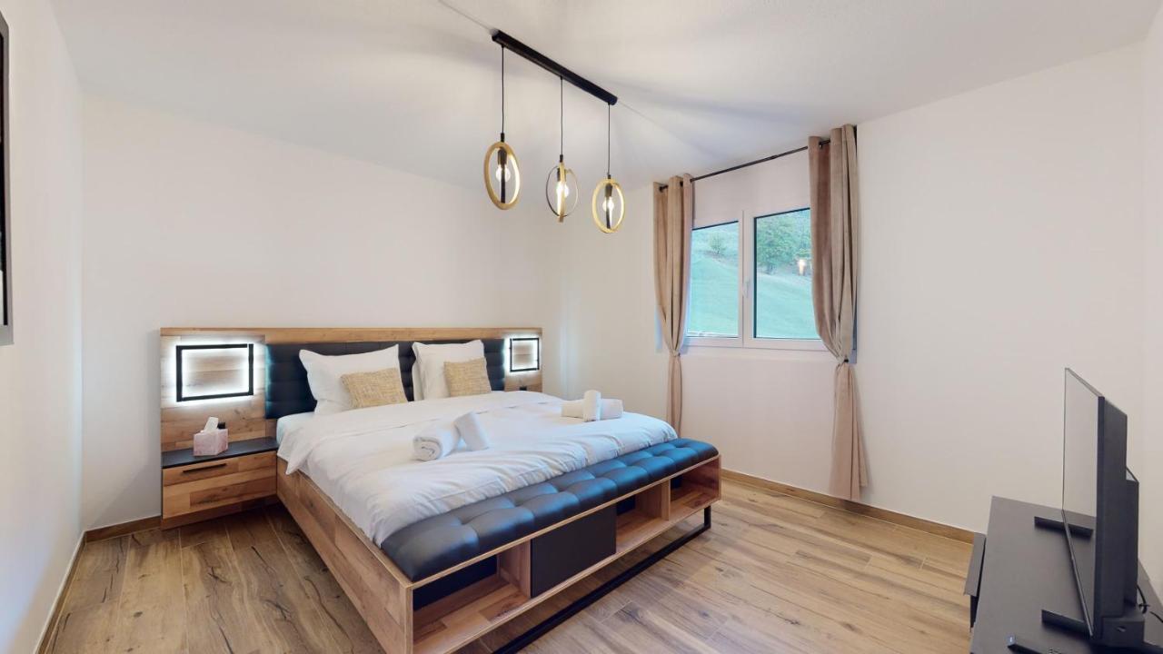 Apartment Spacious - Beautiful Terrace With View