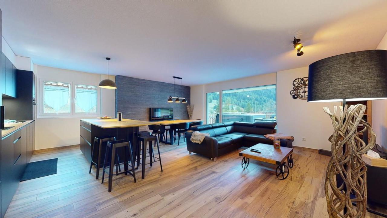 Spacious - Beautiful Terrace With View